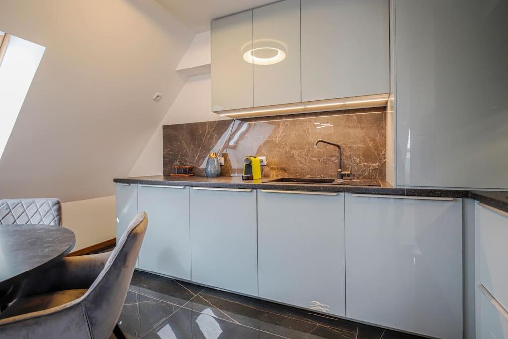 Apartment 20% Given Discount 2bdr Dragalevtsi